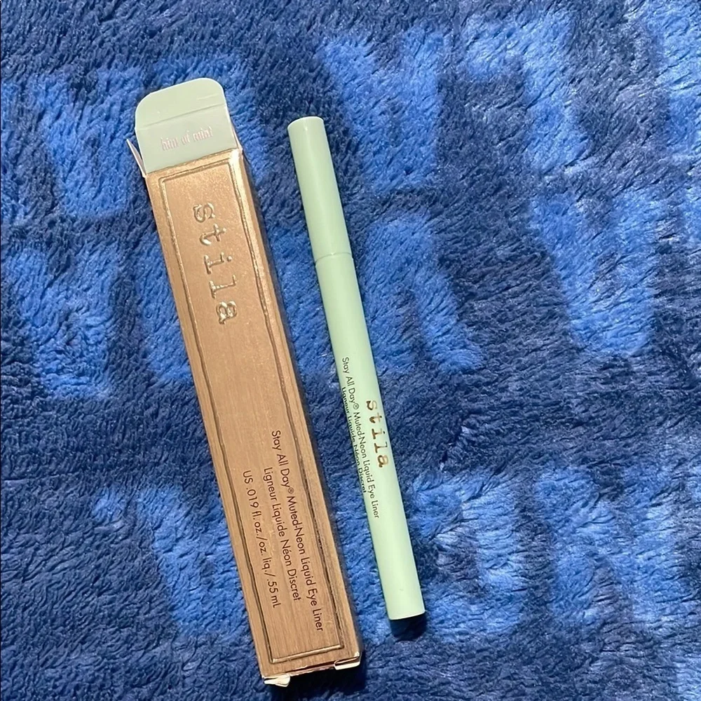 Stila Pastel Green Liquid Eyeliner